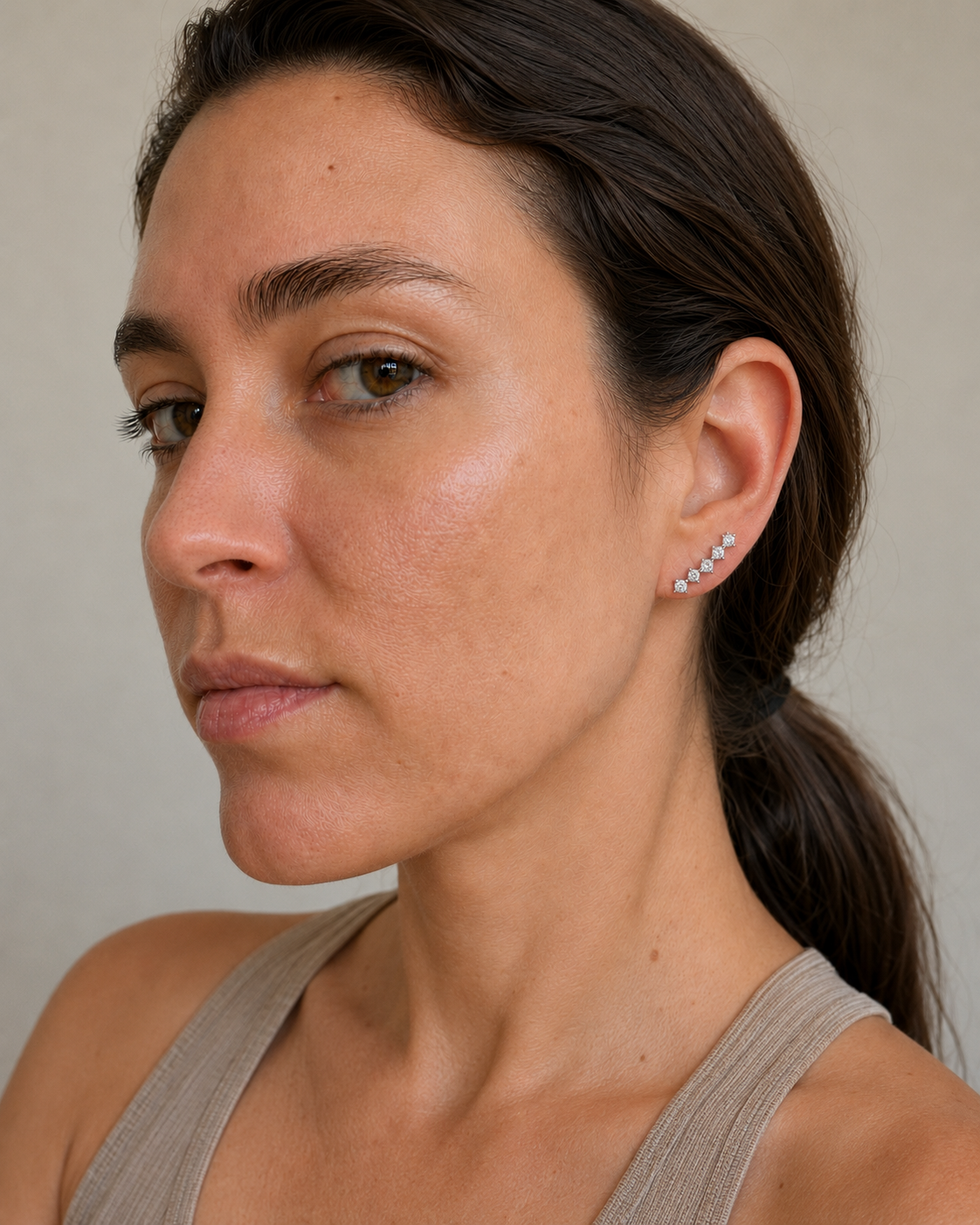 Zethech Gradient Stud Earrings in clean product photo