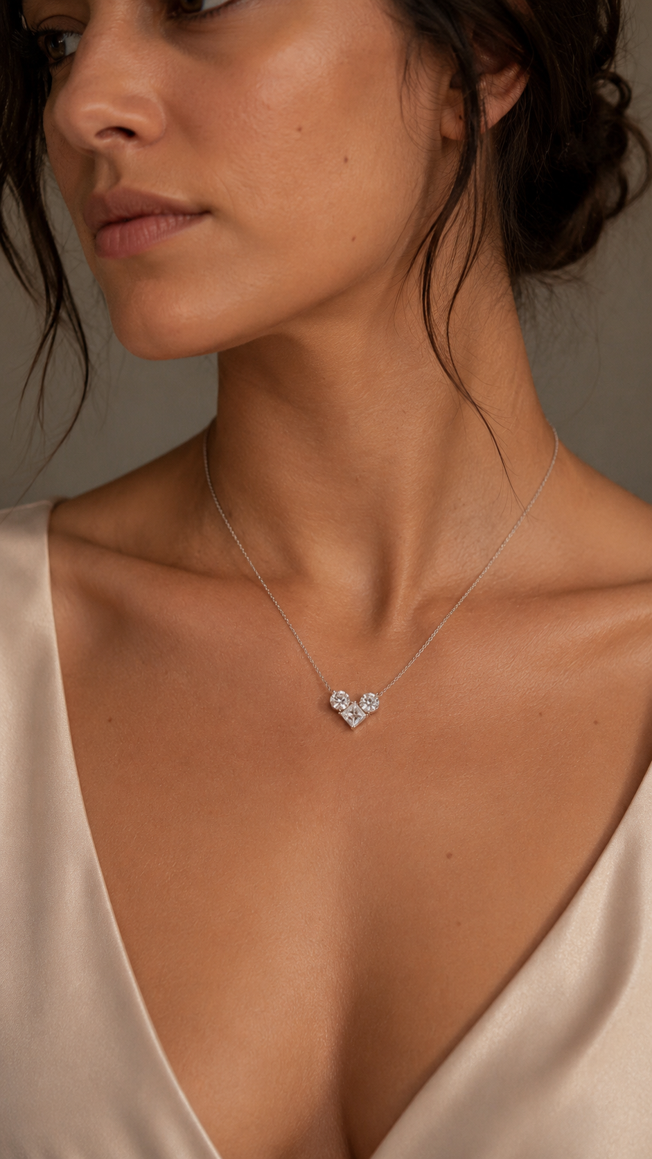 Zethech Solitaire Pendant Necklace with delicate chain detail