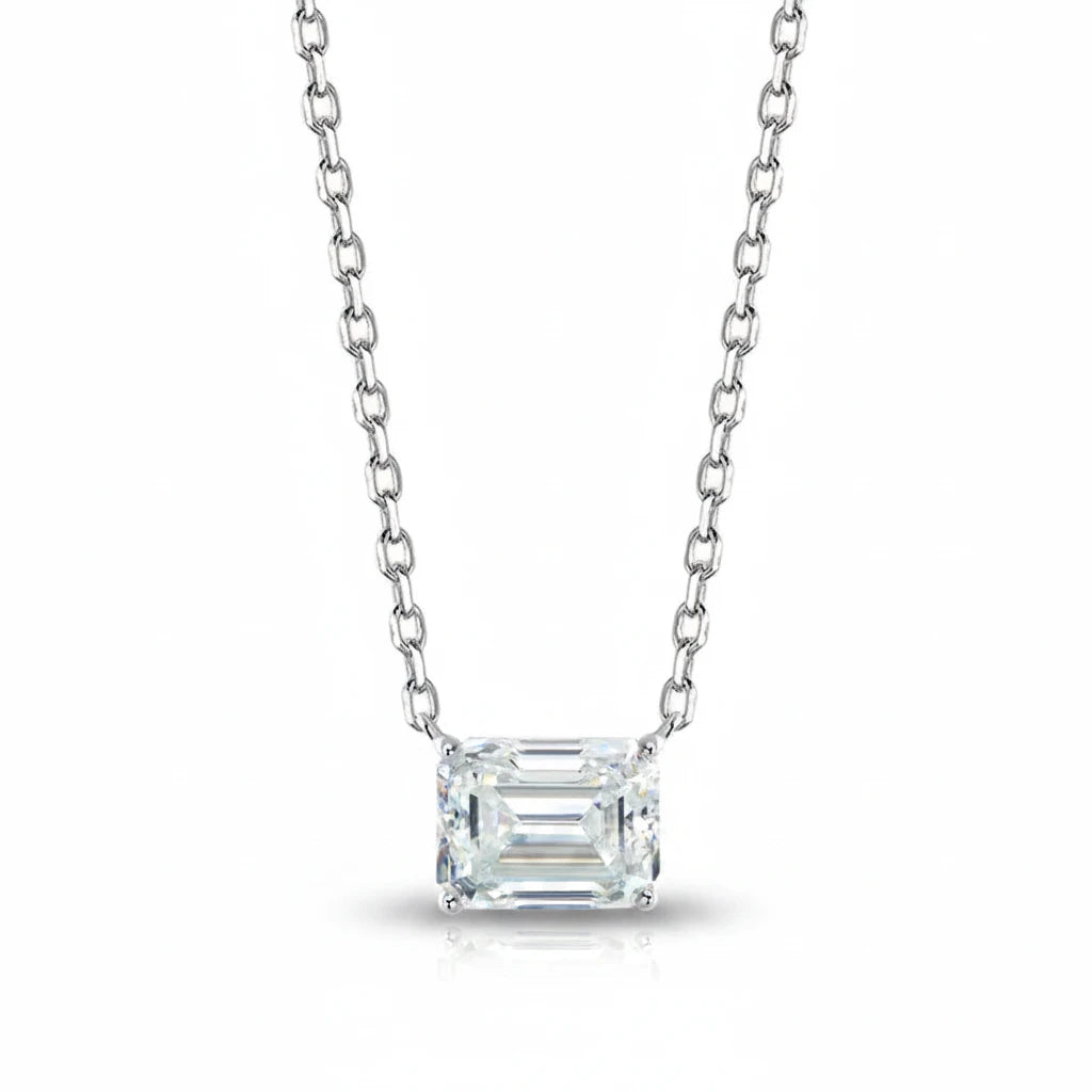 Zethech Verona Emerald Necklace in clean product photo