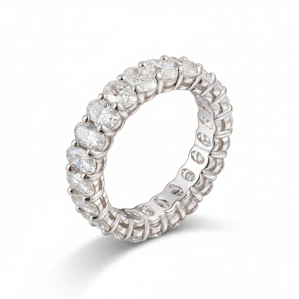 Zethech Eterna Oval Ring with embedded moissanite stones